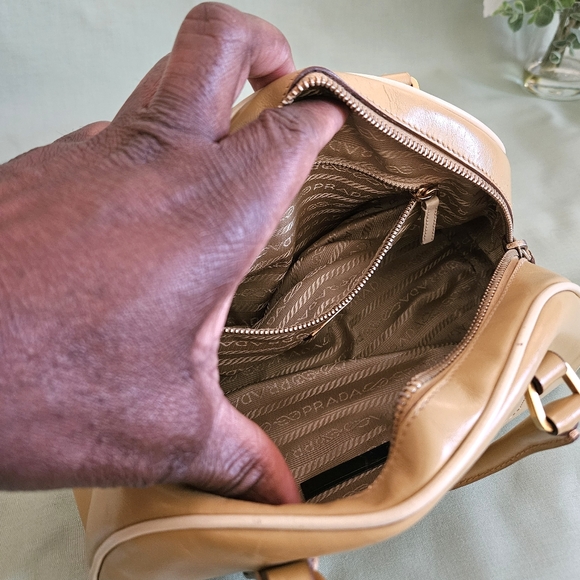 Women's Prada Tan Leather Top Handle High-End Luxury Handbag (LIMITED EDITION) - Picture 10 of 16